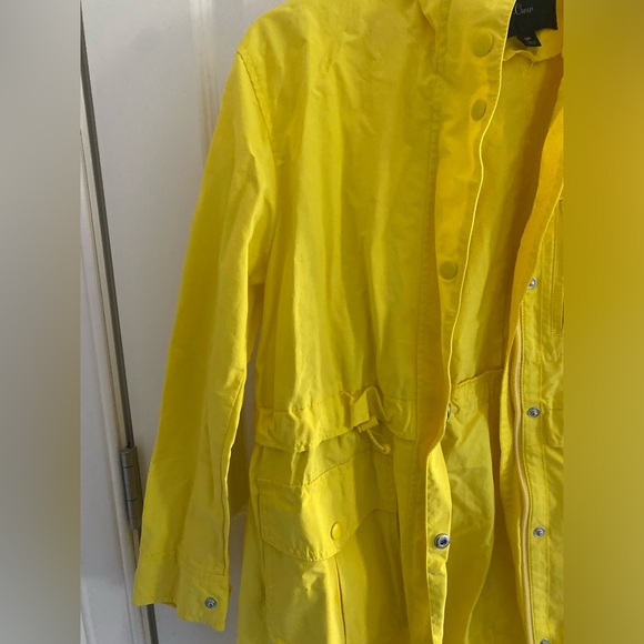 J CREW YELLOW RAIN COAT - Picture 4 of 5